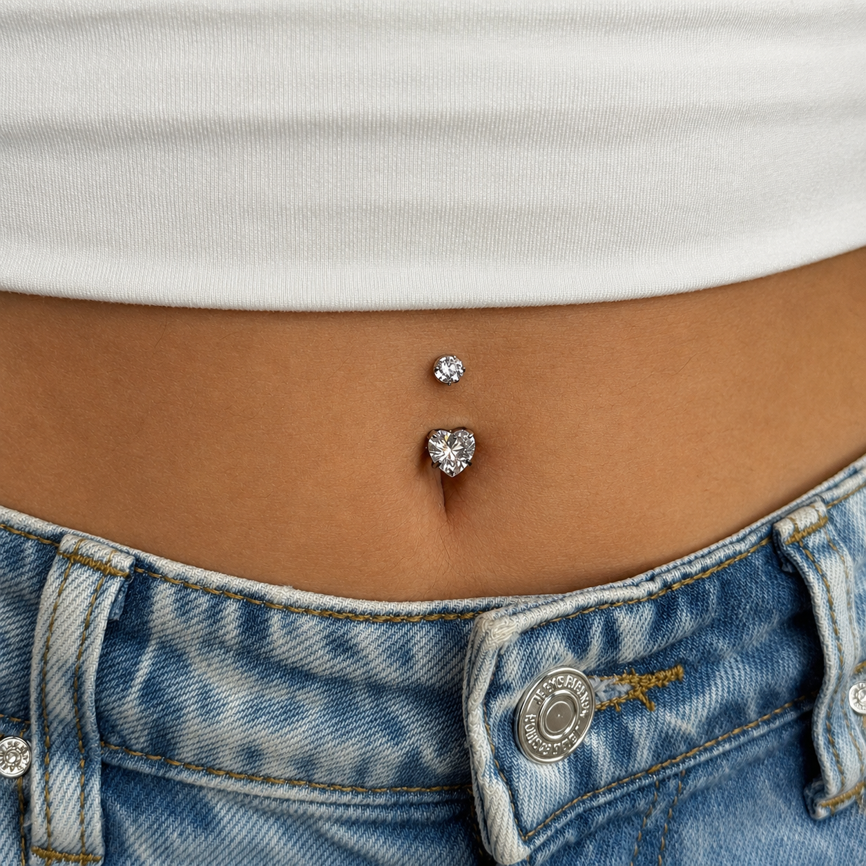 AMORA gioiello per piercing in titanio F136 con filettatura interna